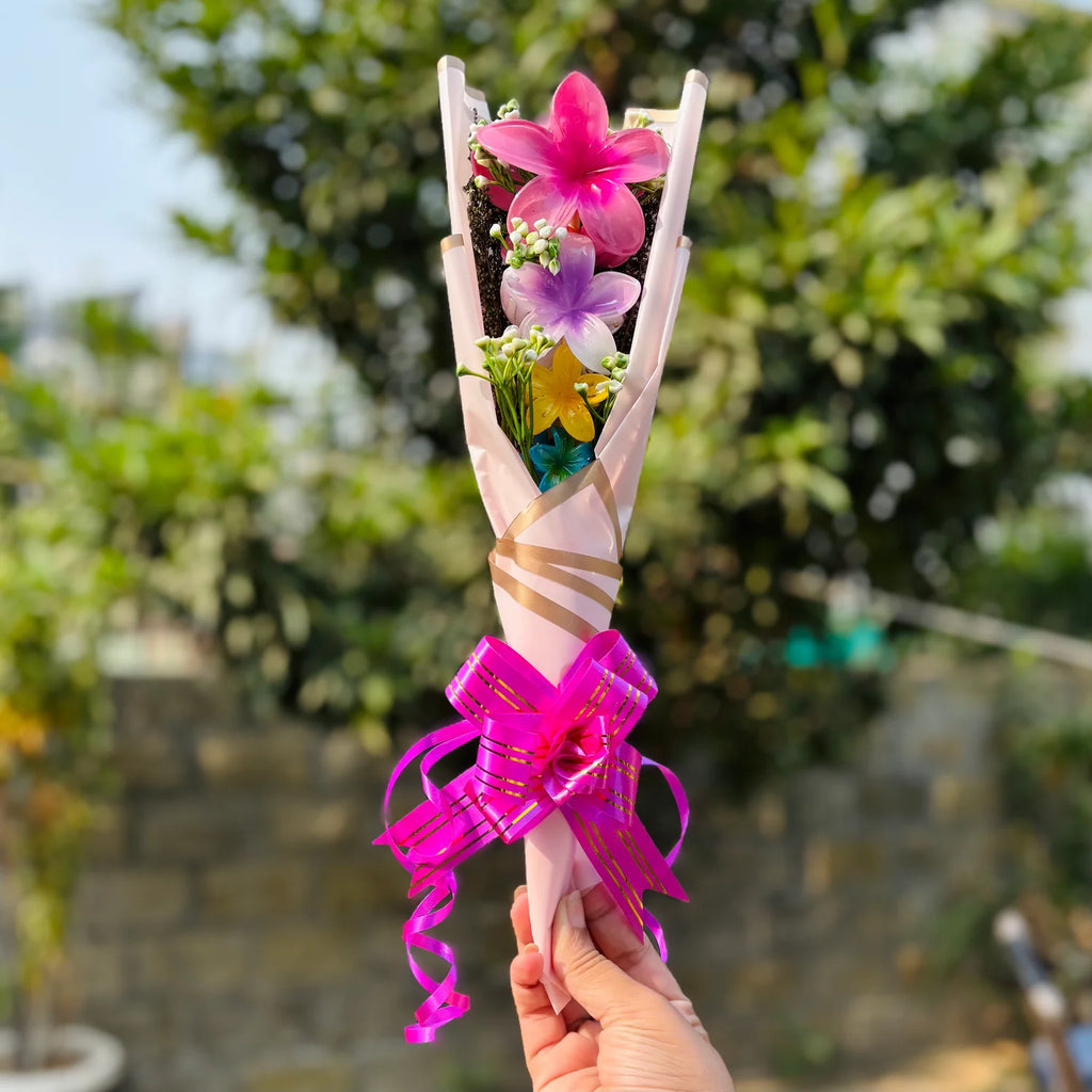 Flower Claw Clip Bouquet