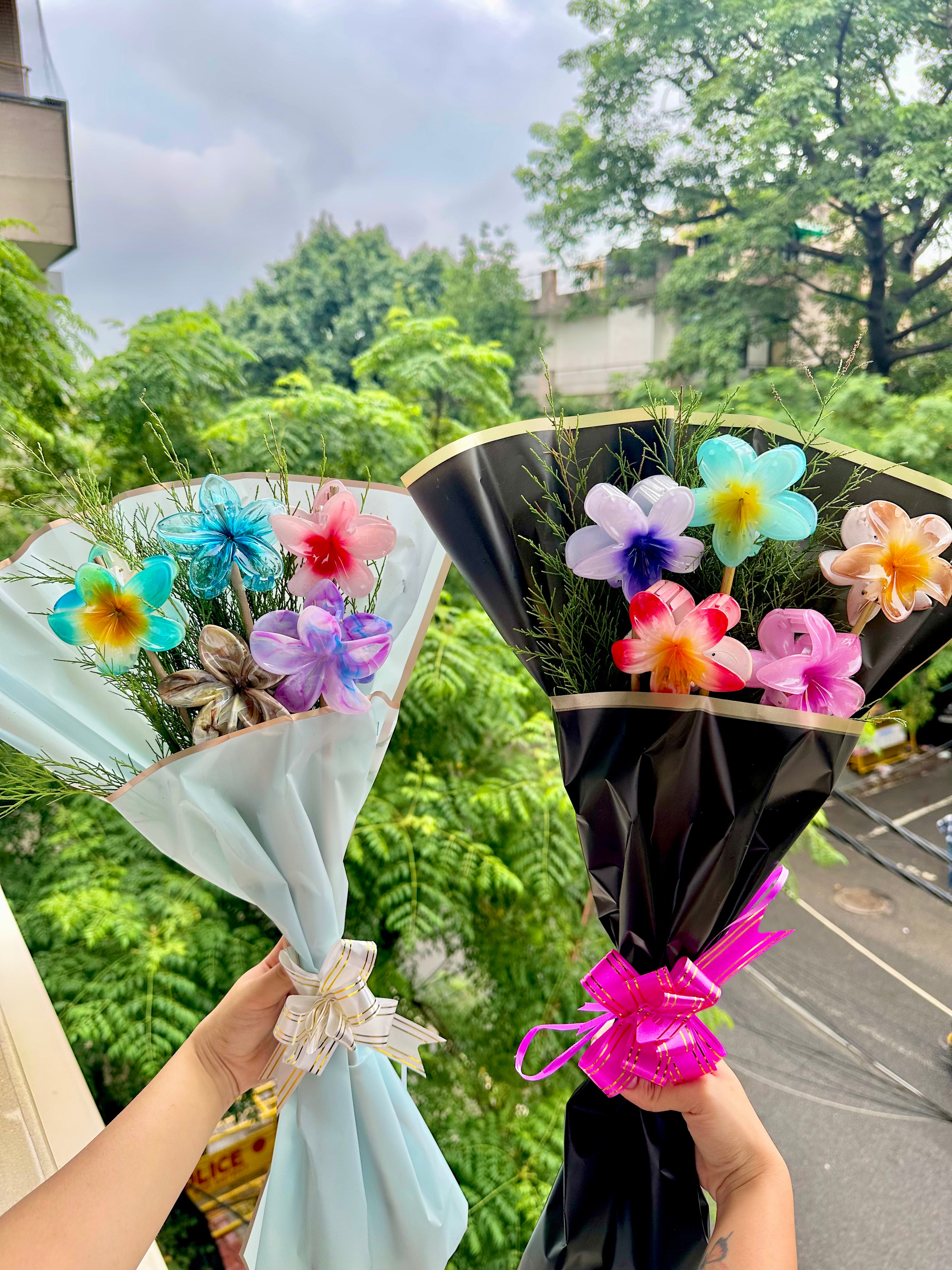 Flower Claw Clip Bouquet