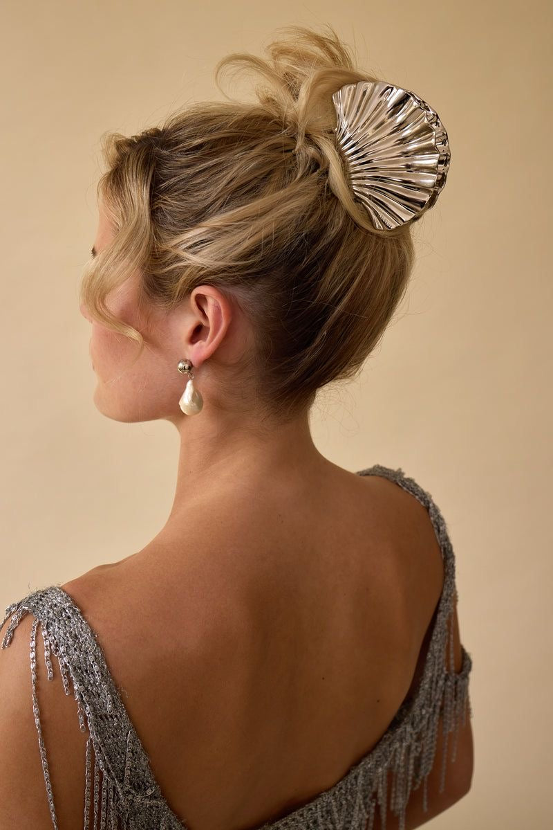 Metallic Shell Claw Clip