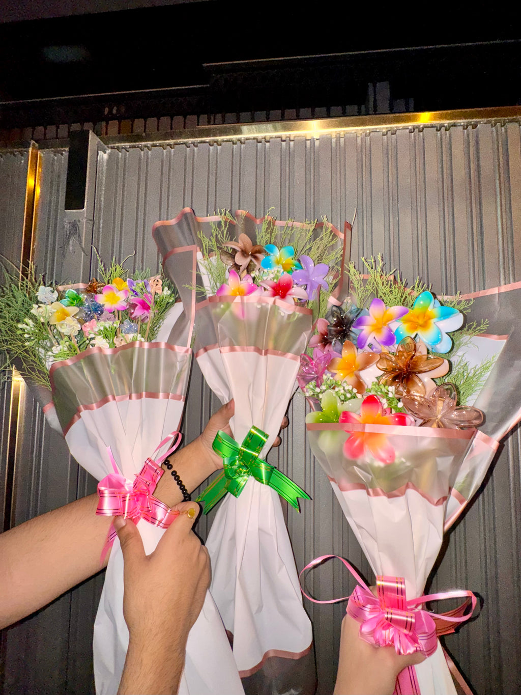Flower Claw Clip Bouquet