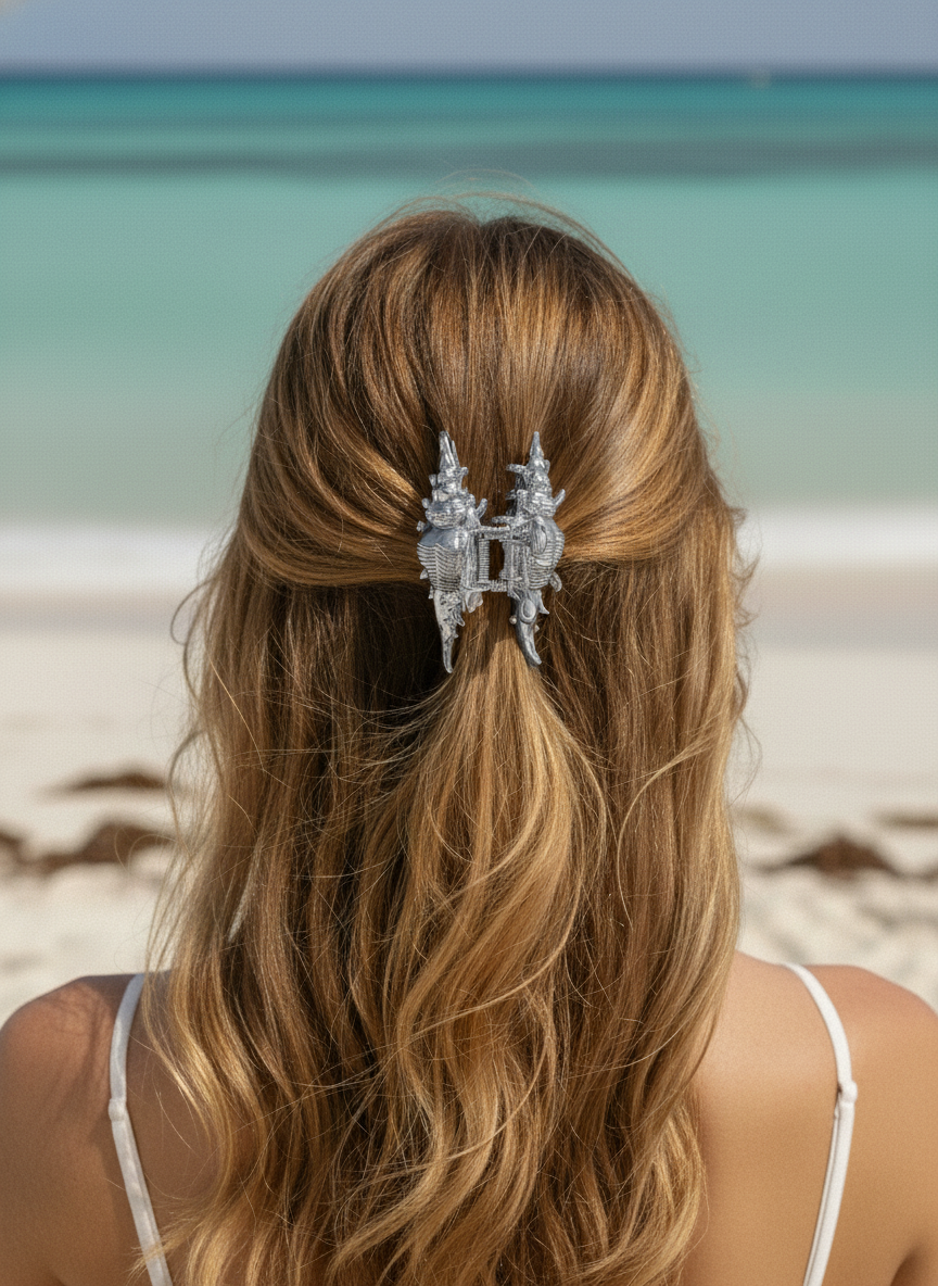 Metallic Seashell Claw Hair Clip/ Ocean-Inspired Marine Claw Clip