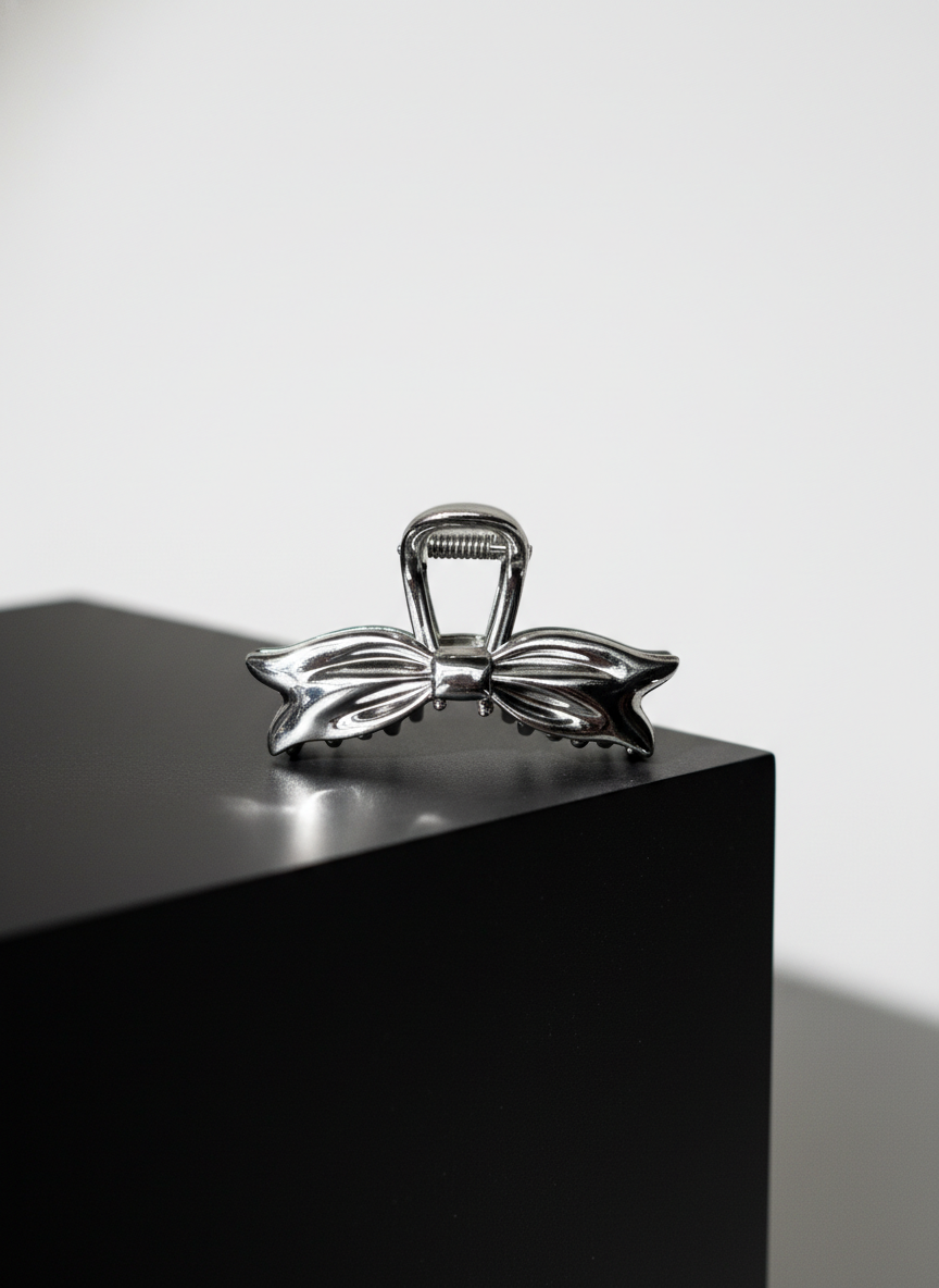 Metallic Bow Claw Clip